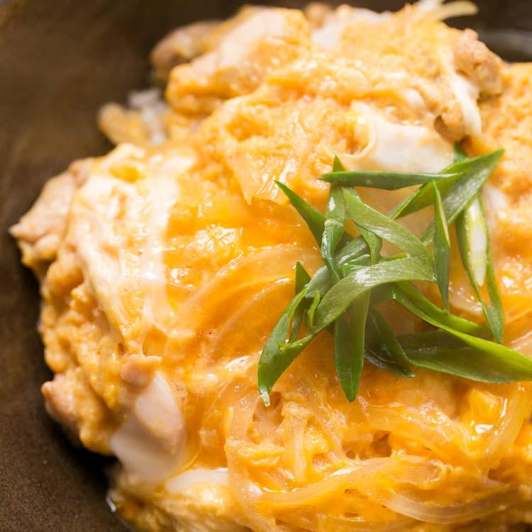 土佐ジロー親子丼定食のイメージ